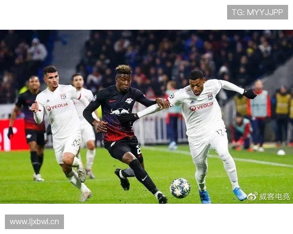 矛盾丛生！巴黎为何成豪门_光环_却难掩_内伤_的尴尬球队？