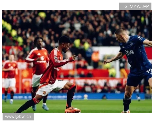 曼联防守漏洞频现,赛季稳定性面临考验,对竞争格局带来变化 曼联防守漏洞频现,赛季稳定性面临考验,对竞争格局带来变化